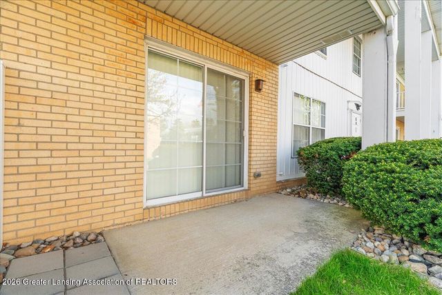 3333 Moores River Drive 803, Lansing, MI 48911