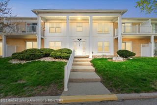 3333 Moores River Drive 803, Lansing, MI 48911