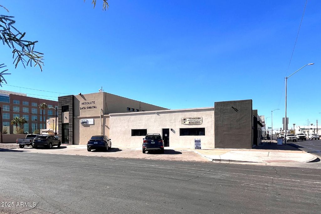 1805 W VAN BUREN Street 100, Phoenix, AZ 85007 — photo 2