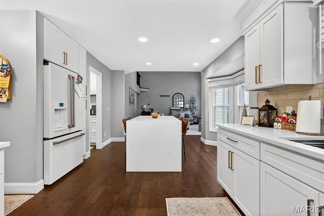 3629 Meadowglen Court, St Charles, MO 63303