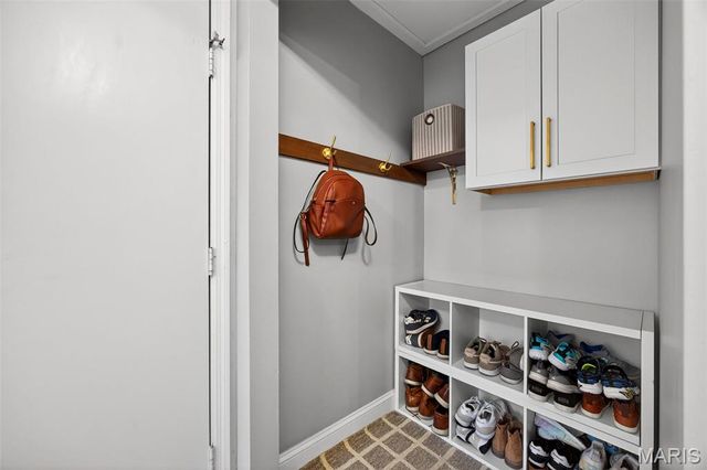 3629 Meadowglen Court, St Charles, MO 63303