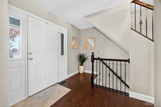 3629 Meadowglen Court, St Charles, MO 63303