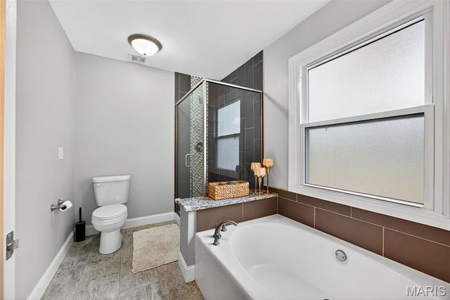 3629 Meadowglen Court, St Charles, MO 63303