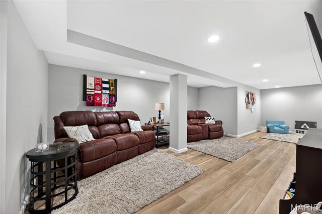 3629 Meadowglen Court, St Charles, MO 63303