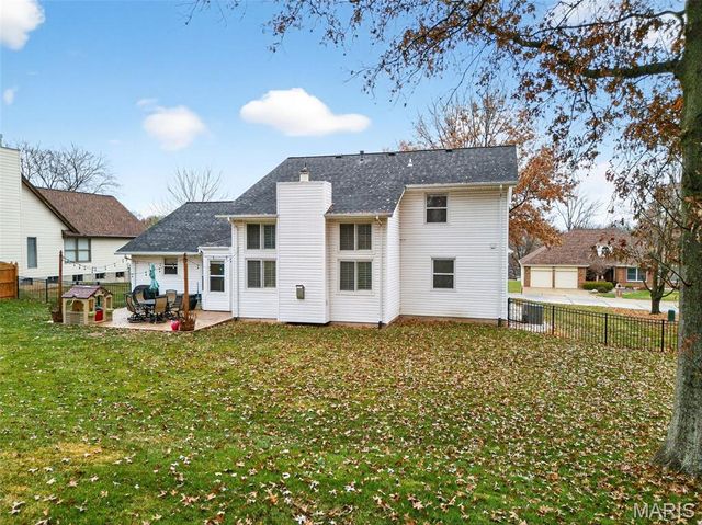 3629 Meadowglen Court, St Charles, MO 63303