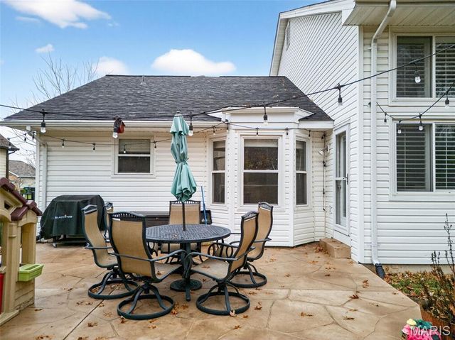 3629 Meadowglen Court, St Charles, MO 63303