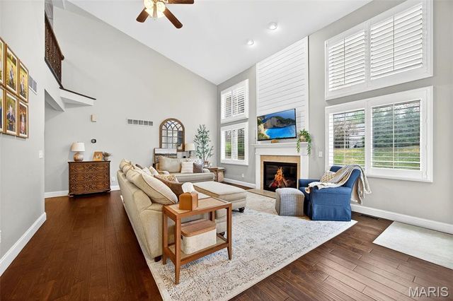 3629 Meadowglen Court, St Charles, MO 63303