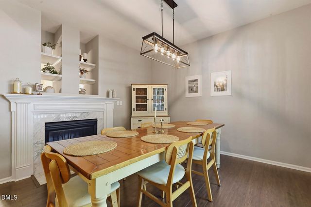 308 Burnt Pine Court, Apex, NC 27502
