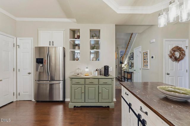 308 Burnt Pine Court, Apex, NC 27502