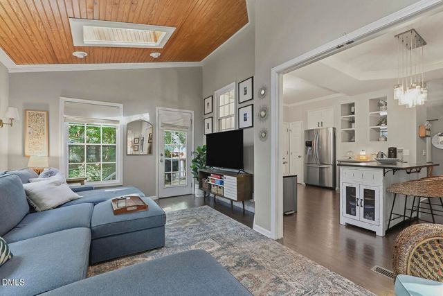 308 Burnt Pine Court, Apex, NC 27502