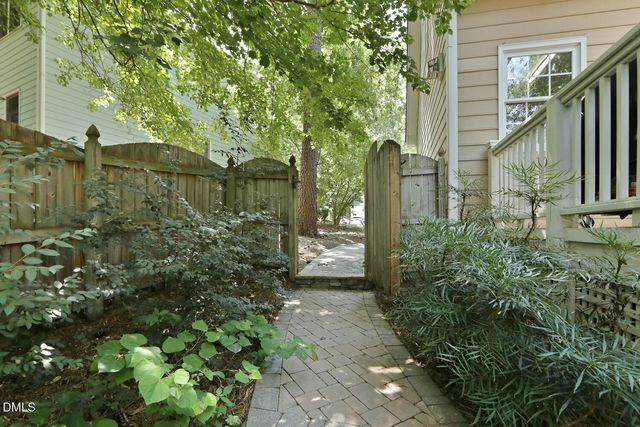 308 Burnt Pine Court, Apex, NC 27502