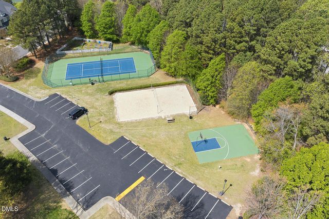 308 Burnt Pine Court, Apex, NC 27502