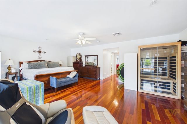 15 Park Ave 307, Hull, MA 02045