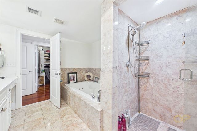 15 Park Ave 307, Hull, MA 02045