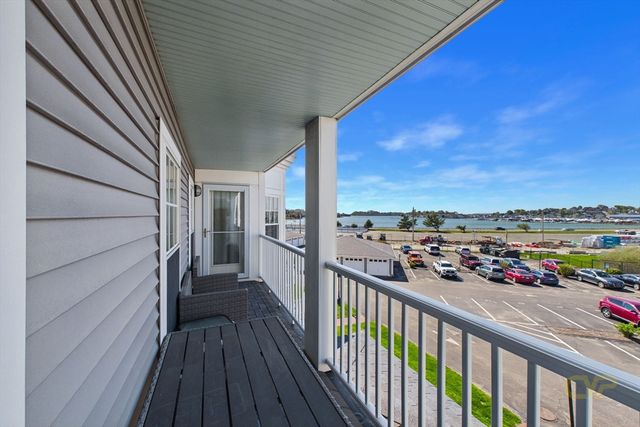 15 Park Ave 307, Hull, MA 02045