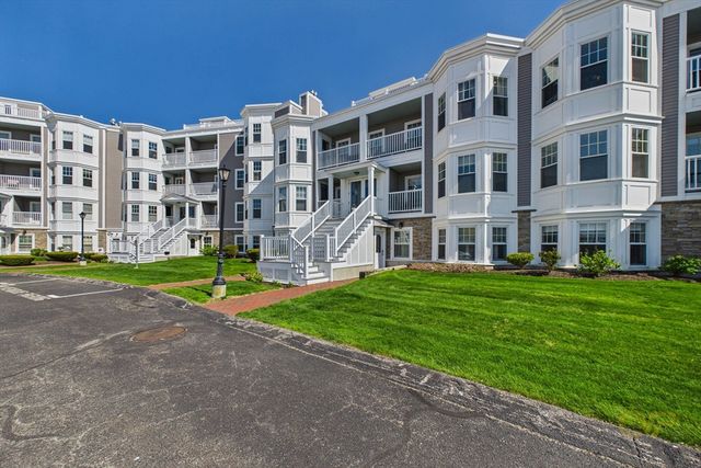 15 Park Ave 307, Hull, MA 02045
