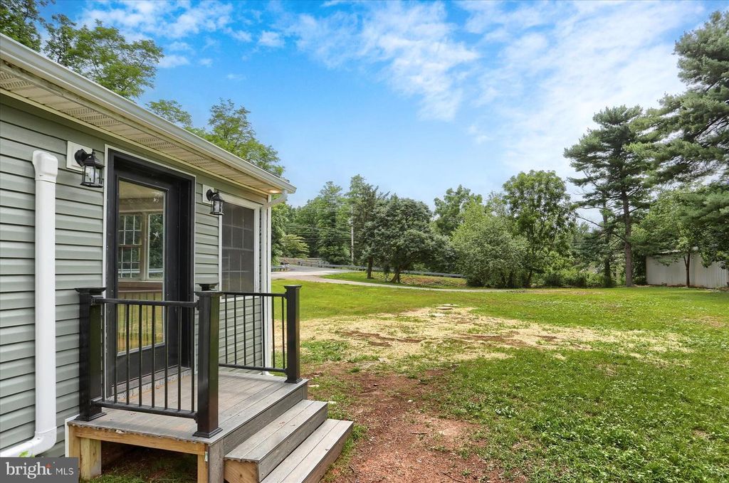 6200 OLD CARLISLE ROAD RD, Dover, PA 17315