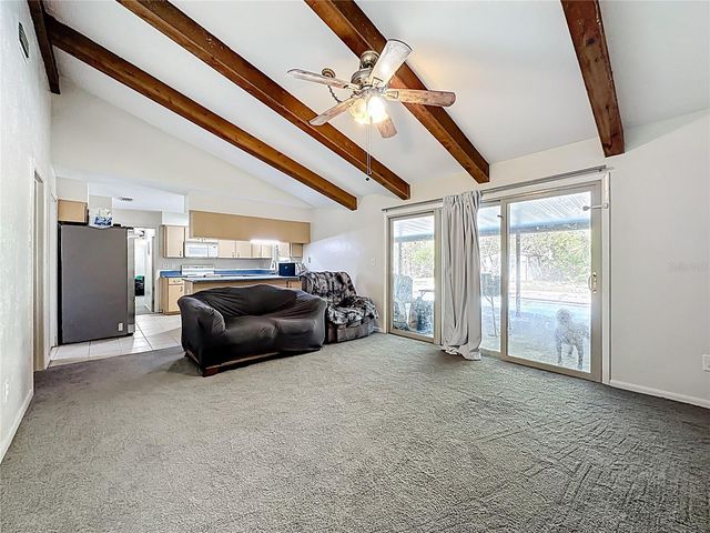 2626 NW 68TH AVE, Gainesville, FL 32653