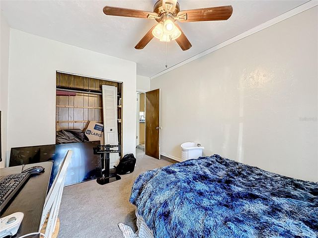 2626 NW 68TH AVE, Gainesville, FL 32653