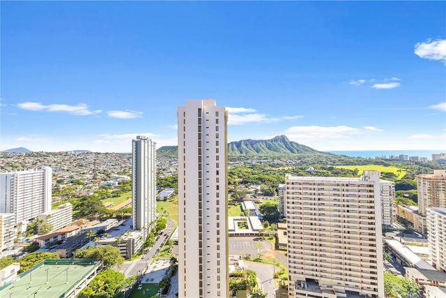 201 Ohua Avenue I-3303, Honolulu, HI 96815