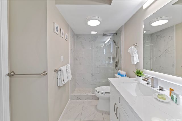 201 Ohua Avenue I-3303, Honolulu, HI 96815