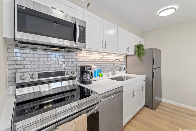 201 Ohua Avenue I-3303, Honolulu, HI 96815