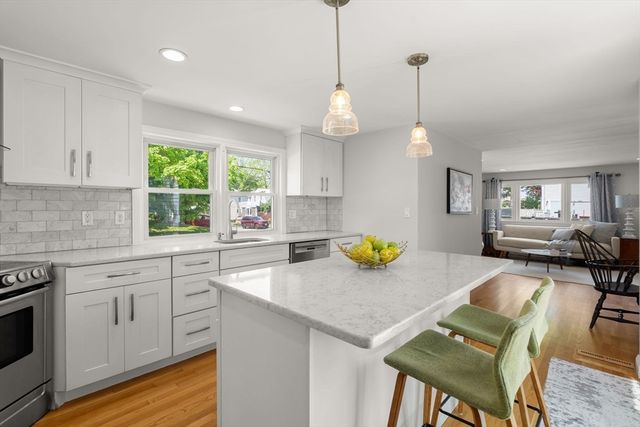 29 Willow Ave, Weymouth, MA 02191