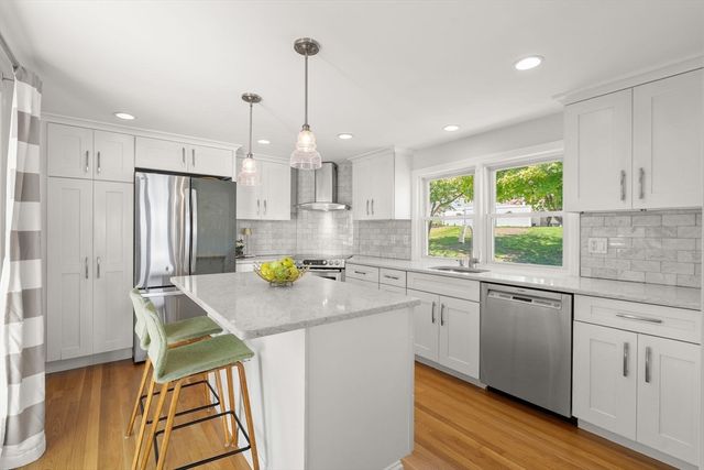 29 Willow Ave, Weymouth, MA 02191