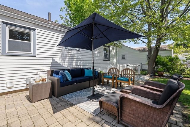 29 Willow Ave, Weymouth, MA 02191