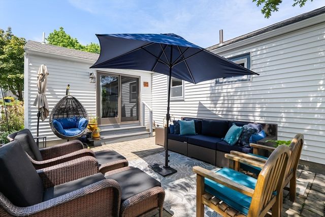 29 Willow Ave, Weymouth, MA 02191