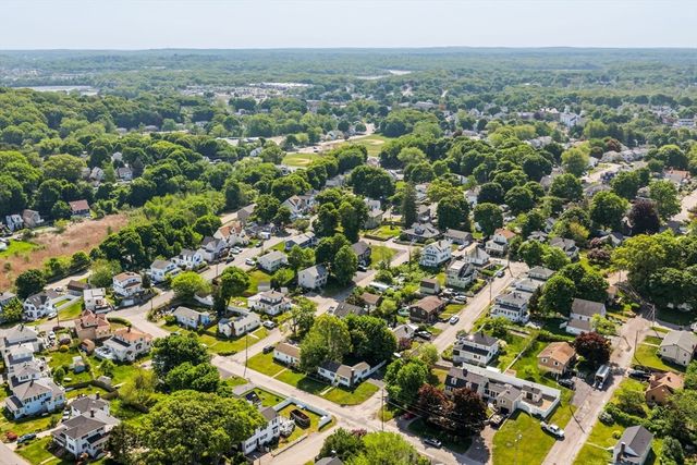 29 Willow Ave, Weymouth, MA 02191