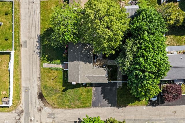 29 Willow Ave, Weymouth, MA 02191