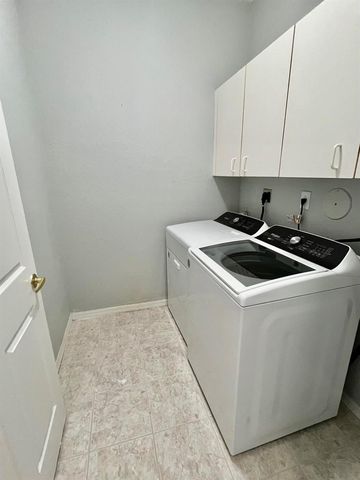 7801 S Aragon Boulevard 4, Sunrise, FL 33322