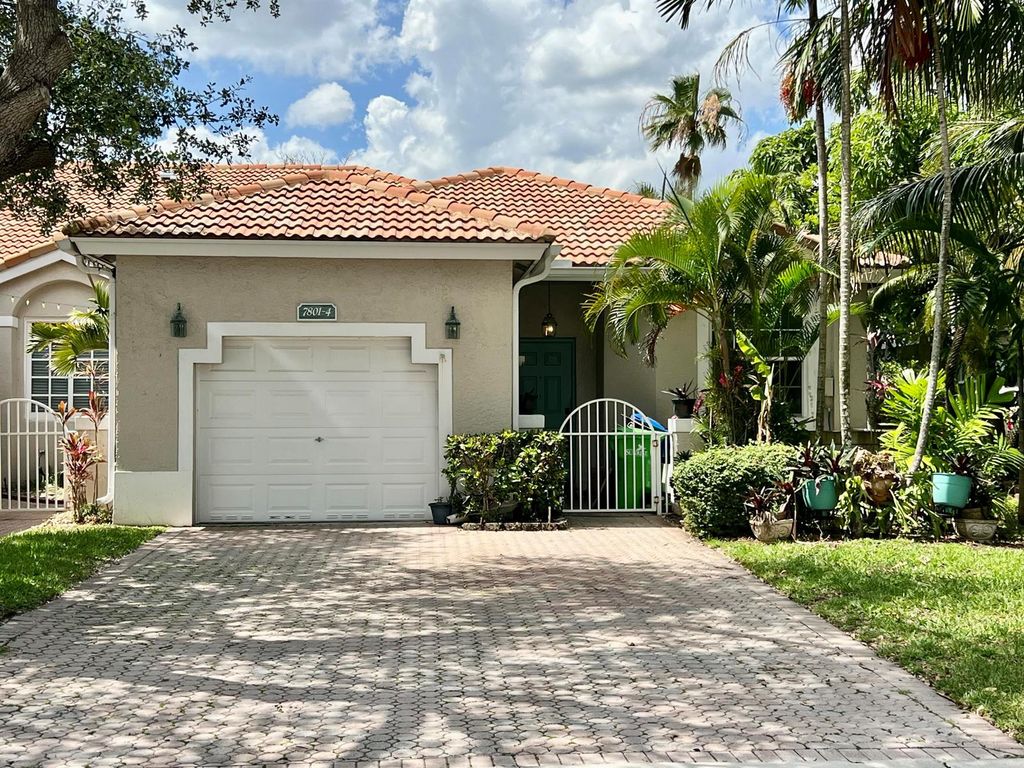 7801 S Aragon Boulevard 4, Sunrise, FL 33322
