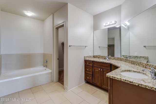 630 Bay Cove Drive, 212, Biloxi, MS 39532