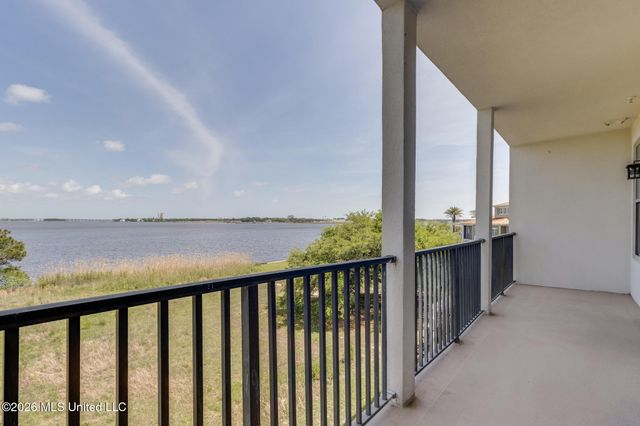 630 Bay Cove Drive, 212, Biloxi, MS 39532