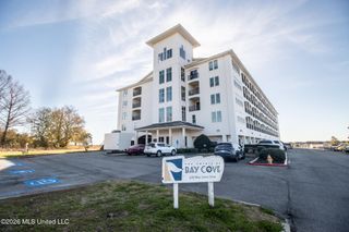 630 Bay Cove Drive, 212, Biloxi, MS 39532