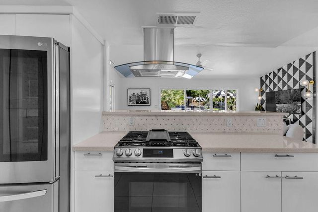 3450 E Chia Road, Palm Springs, CA 92262