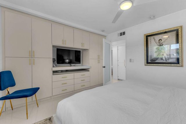 3450 E Chia Road, Palm Springs, CA 92262