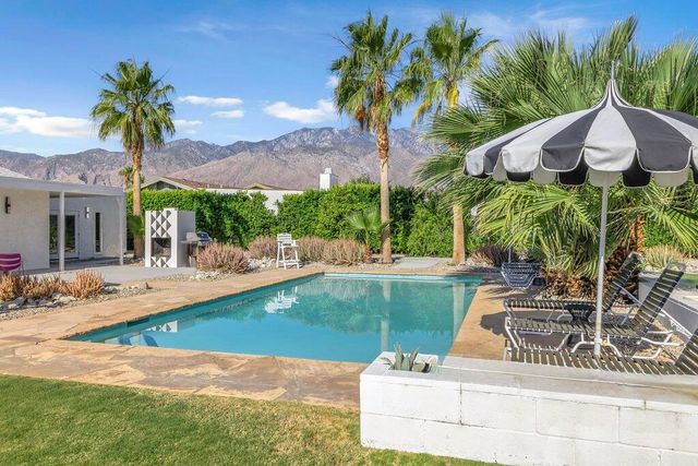 3450 E Chia Road, Palm Springs, CA 92262