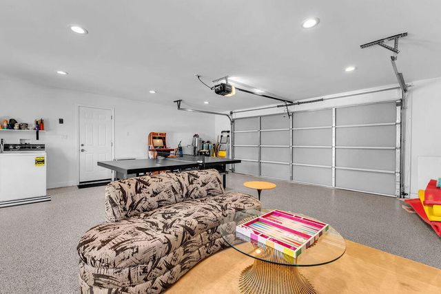 3450 E Chia Road, Palm Springs, CA 92262