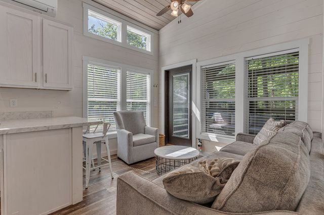 238 Mountain Laurel, Monteagle, TN 37356