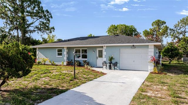 4211 5th ST W, Lehigh Acres, FL 33971