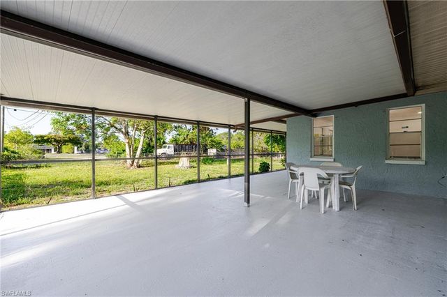 4211 5th ST W, Lehigh Acres, FL 33971