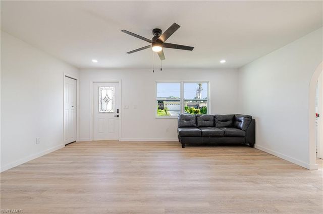 4211 5th ST W, Lehigh Acres, FL 33971