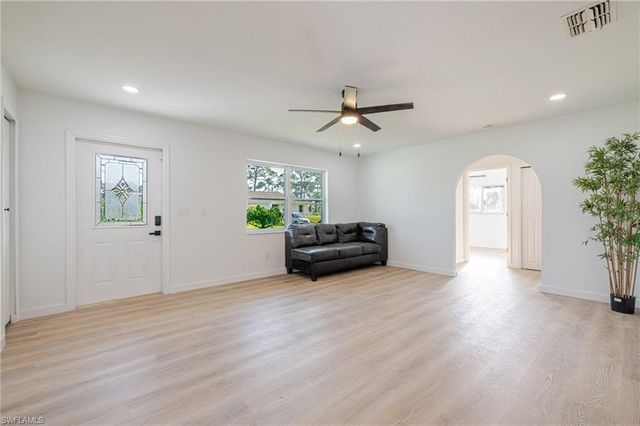 4211 5th ST W, Lehigh Acres, FL 33971