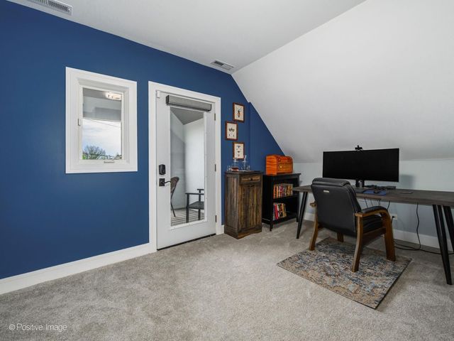 4637 W Patterson Avenue, Chicago, IL 60641