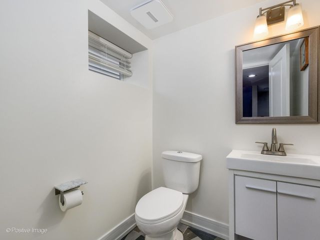 4637 W Patterson Avenue, Chicago, IL 60641