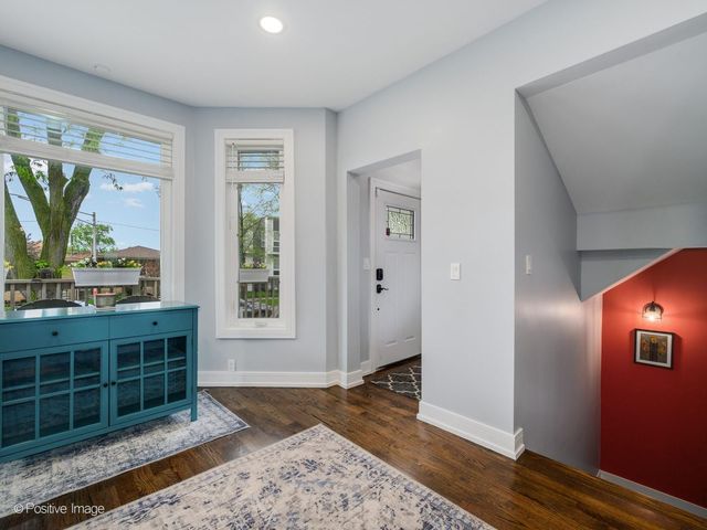 4637 W Patterson Avenue, Chicago, IL 60641