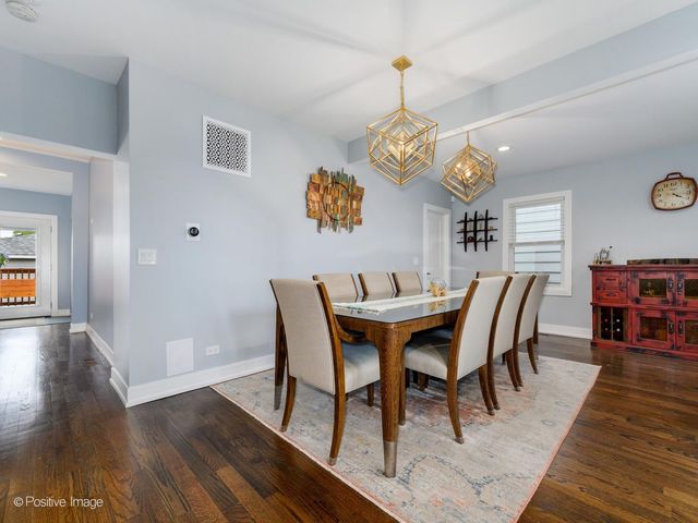 4637 W Patterson Avenue, Chicago, IL 60641